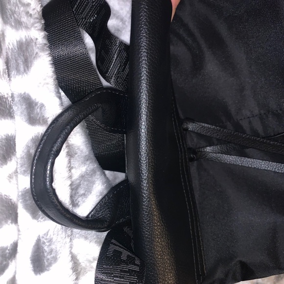 BOTKIER TRIGGER MINI BACKPACK - Picture 11 of 13